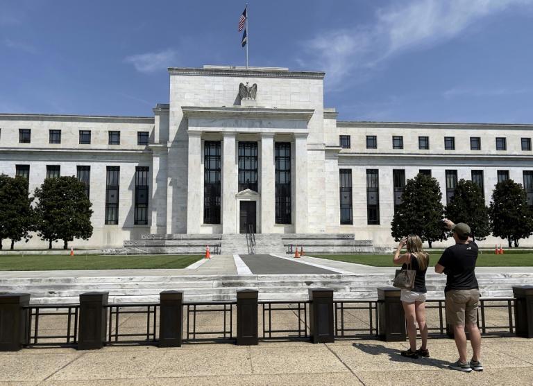 Fed Expected To Stay Cautious As Economy Sends Mixed Signals | Business