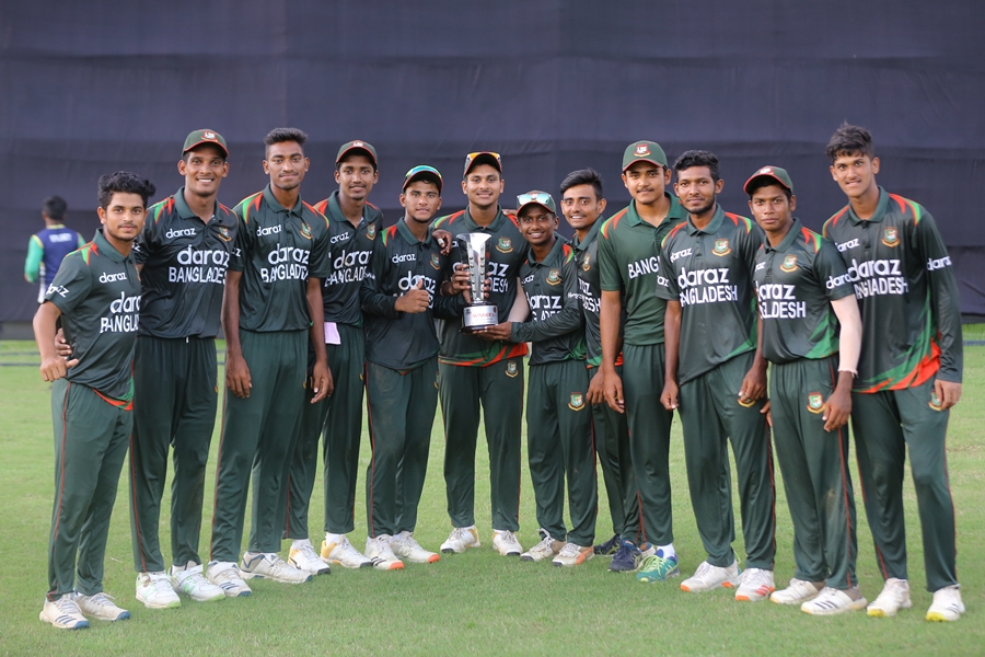 Bangladesh U 19 Lifts Tri Nation Trophy In India Sports 1291