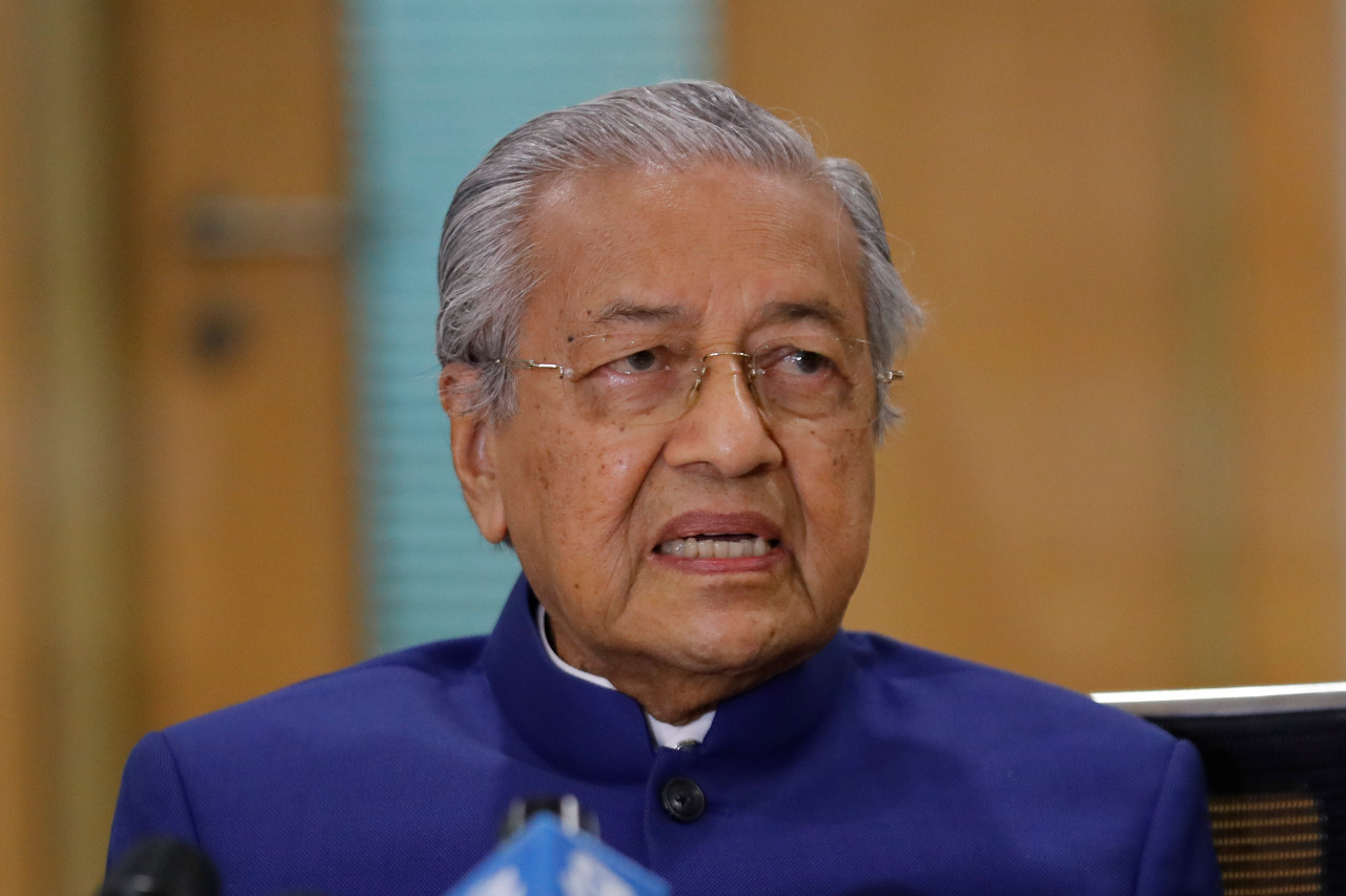 Malaysian Ex-leader Mahathir In Hospital, Second Time In Weeks ...