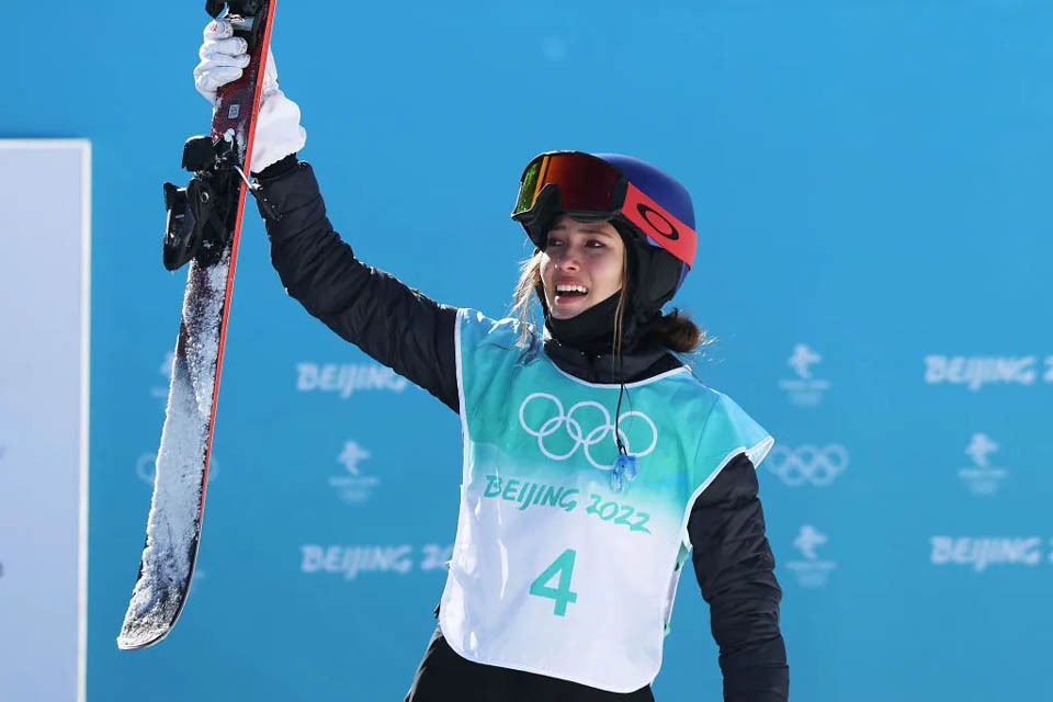 Why is Eileen Gu skiing for China? Gold & silver medal-winning