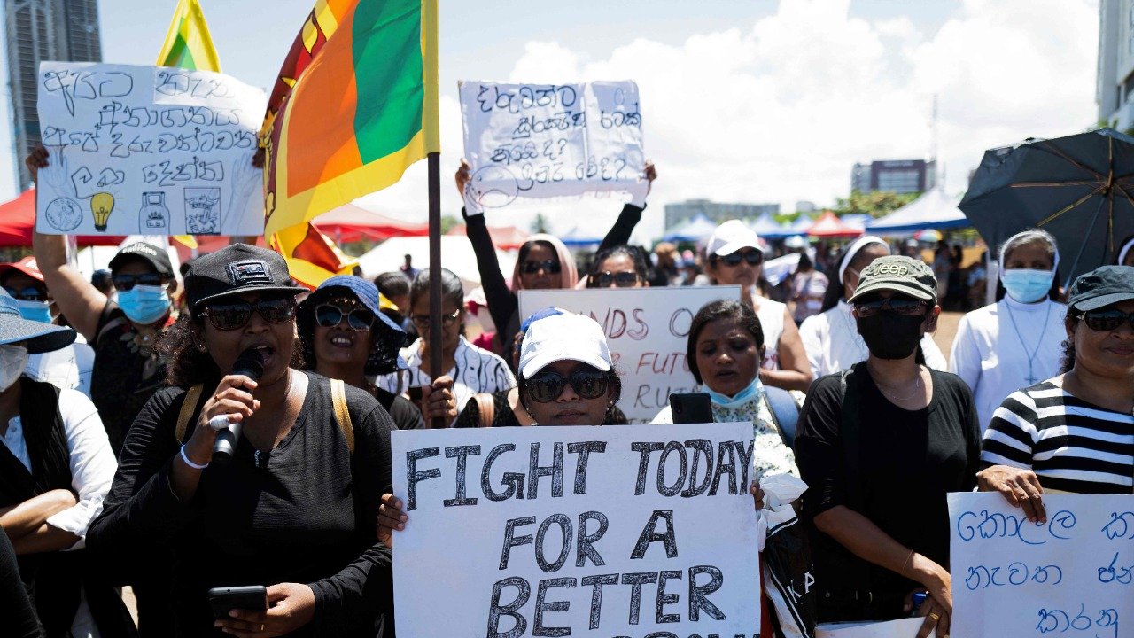 Crisis-hit Sri Lanka halts share trading as protests spiral | Business