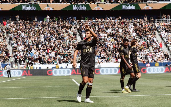 LAFC holds on to defeat rival Galaxy in first meeting of season