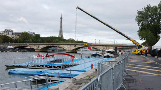 Seine pollution scraps swimming stage of pre-Olympics triathlon | Sports