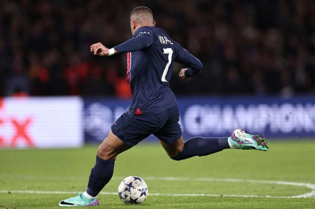 PSG outclass Milan to get back on track in Champions League