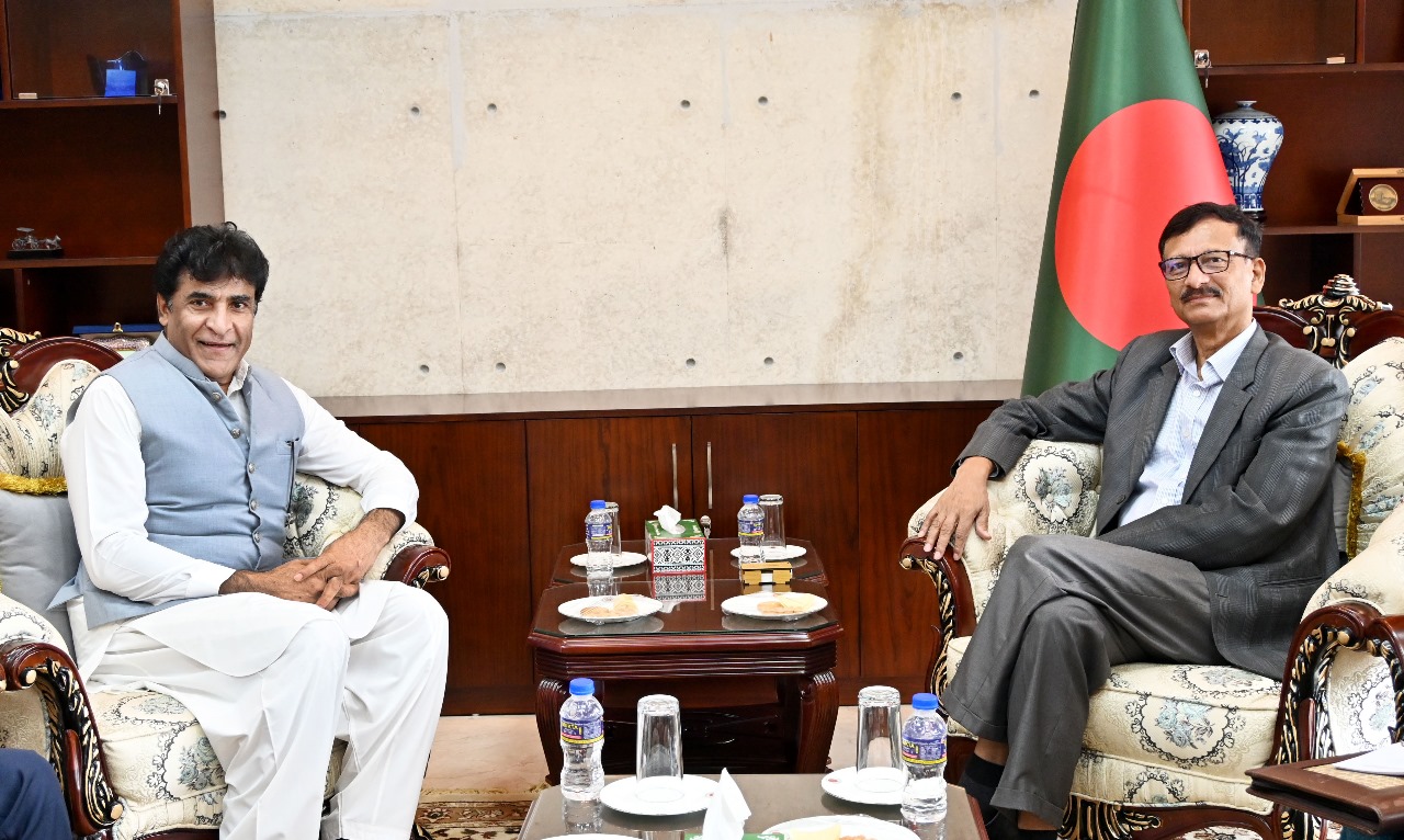 Pakistan wants direct air connectivity with Bangladesh