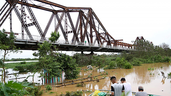 Hanoi river highest since 2004, flood warnings issued: weather chief