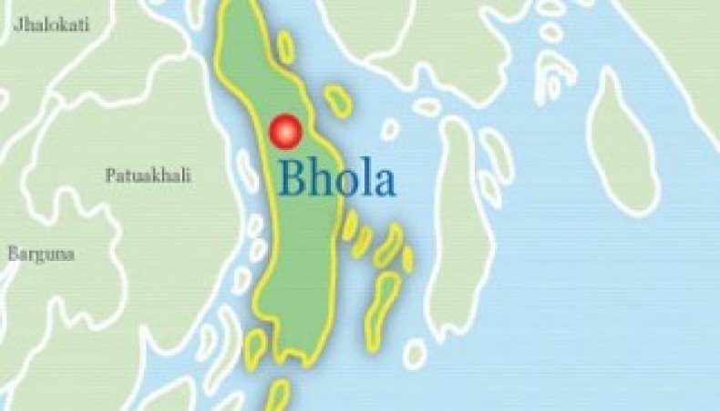 Fire guts nine shops in Bhola