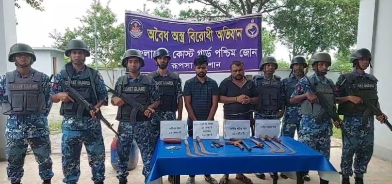 Joint forces held 2 with arms, ammunition in Khulna