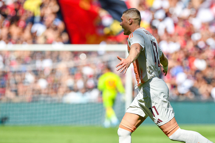 Genoa snatch last gasp draw with Roma