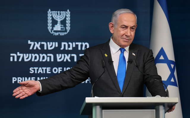 Israel PM says returning Israelis to northern areas now a war goal