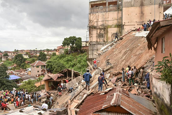 At least eight dead after S. Leone building collapse