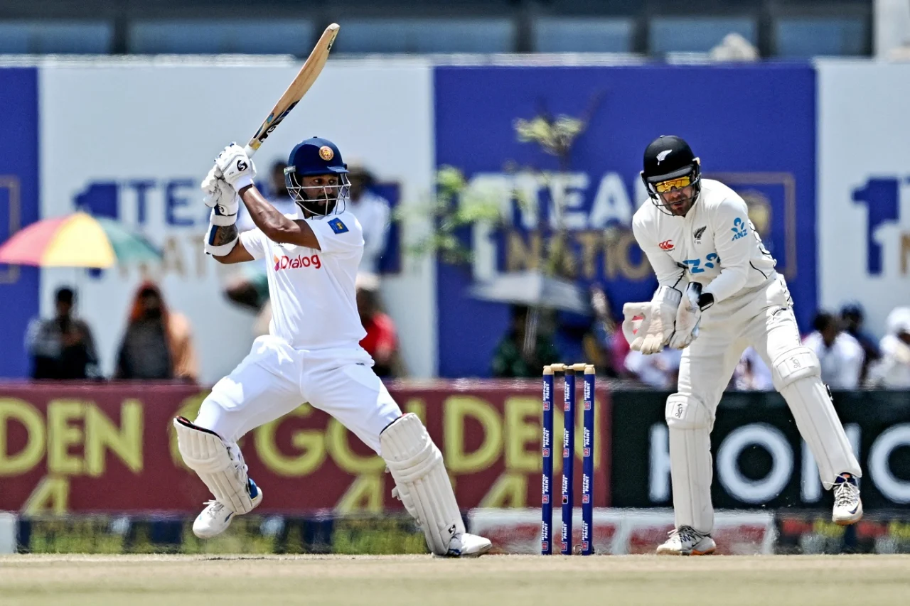 Sri Lanka lead by 202 in first New Zealand Test