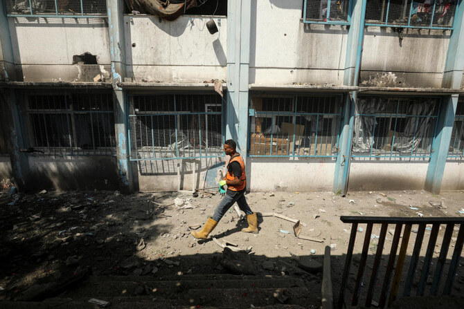 Gaza rescuers say 17 killed in strike on school-turned-shelter