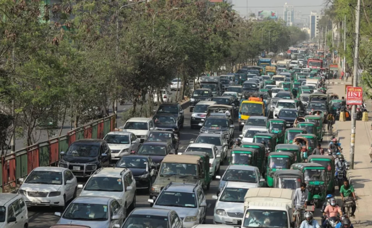 Rising private vehicles responsible for traffic congestion: Speakers