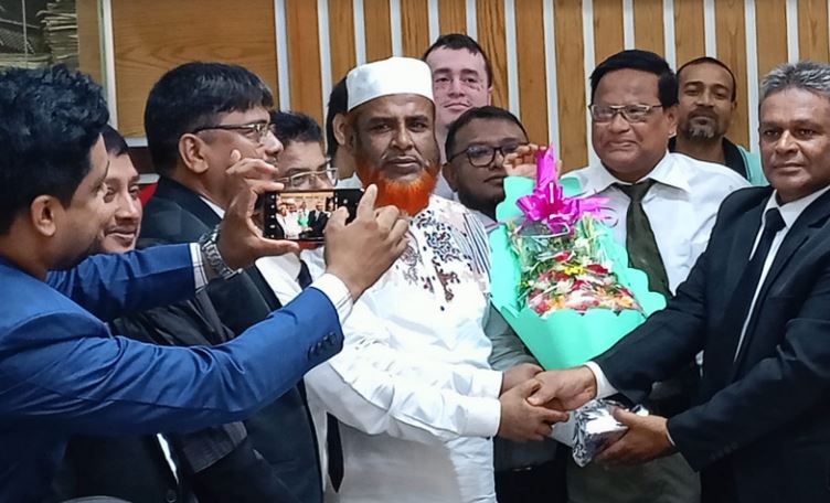 Prof Parwar, 48 Jamaat men acquitted in two cases in Khulna