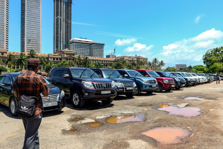 Govt cars abandoned as Sri Lanka's leftist leader takes charge