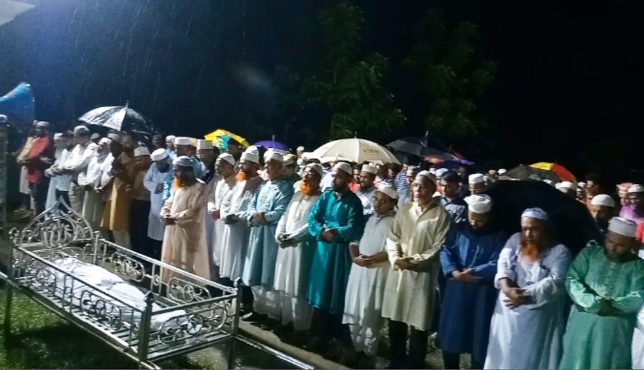 Journalist Ghazi laid to eternal rest