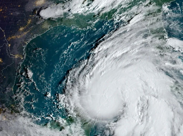 'Catastrophic' Hurricane Helene races towards Florida