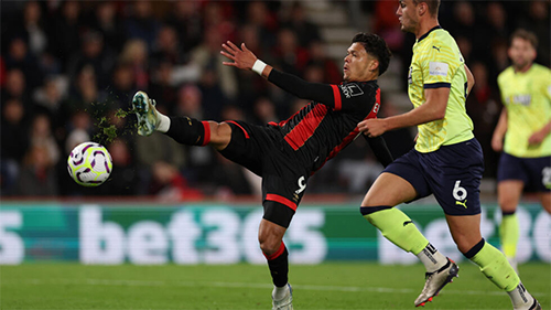 Evanilson off the mark in Bournemouth win over Southampton