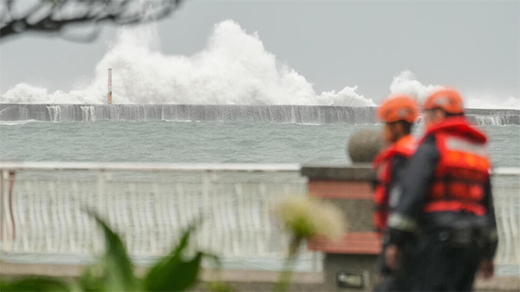 Taiwan shuts down as Typhoon Krathon approaches