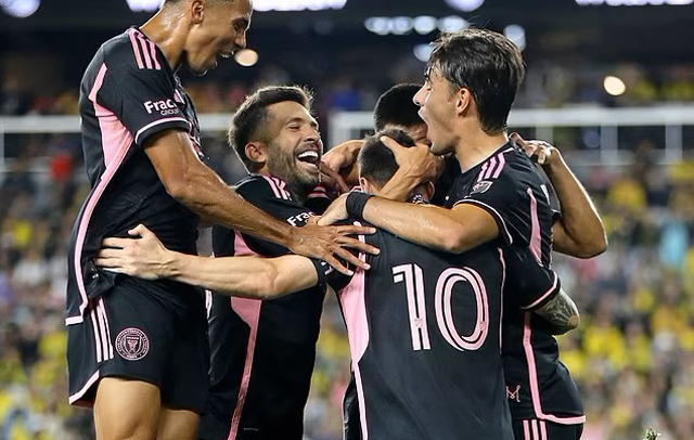 Messi scores two as Miami clinch MLS Supporters' Shield