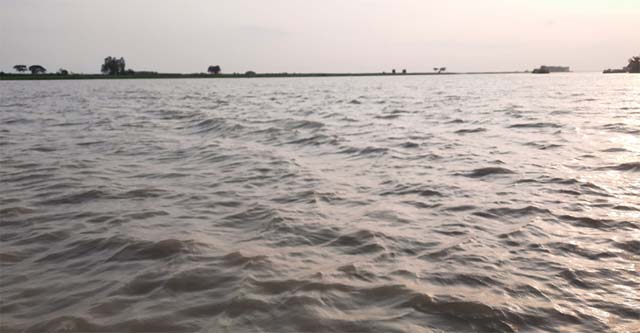 Water levels in three rivers mark further rise in Chapainawabganj