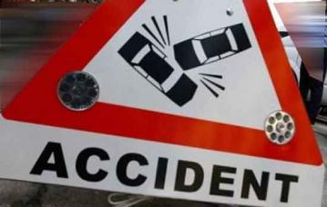 Bus-Truck collision kills 4 in Tangail