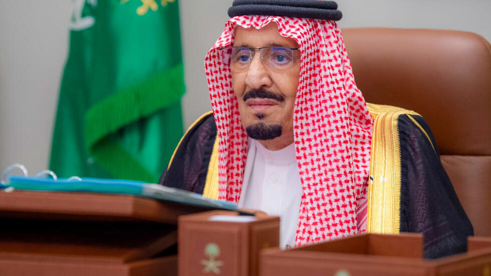 Saudi king to undergo medical tests for lung infection: royal court