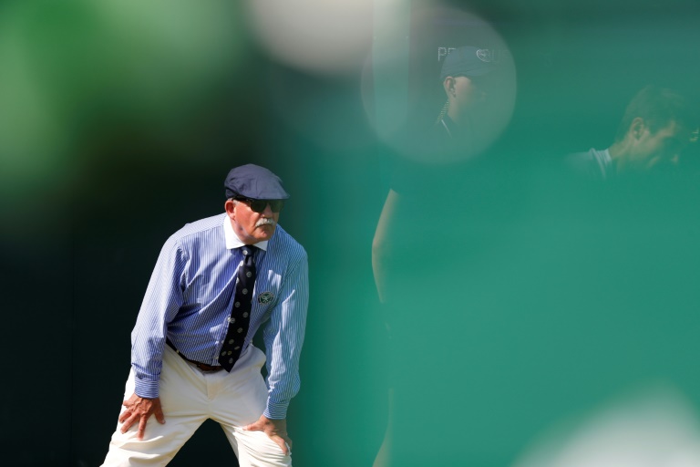 Wimbledon replaces line judges with electronic system