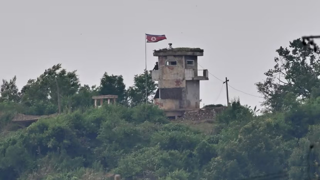 Seoul confirms North Korean defection as Pyongyang seals border