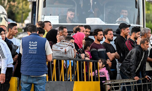 Nearly 7,000 people cross into Syria from Lebanon in past day - Russian military