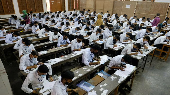 269 overseas students pass in HSC exams