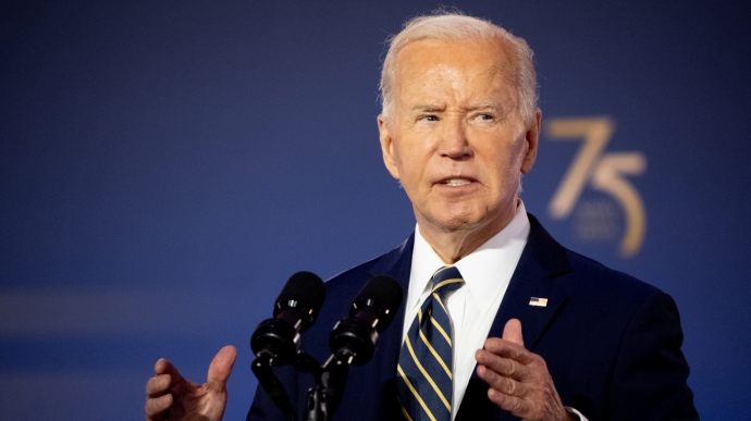 Biden announces $425 mn Ukraine arms package in Zelensky call