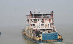 Ferry movement suspended 2 hours in Paturia Ghat