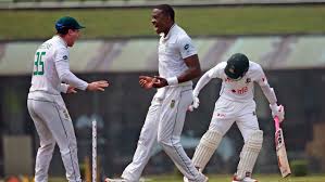 Bangladesh went to Lunch with six wickets gone