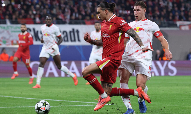 Liverpool sink Leipzig to continue strong start under Slot