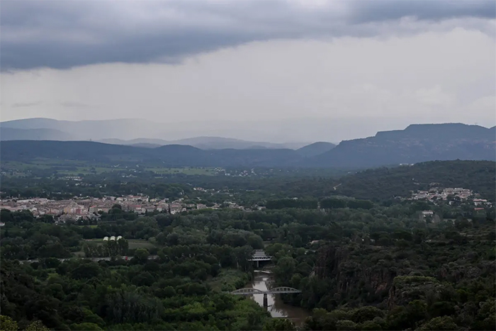 Flood strands 600 in French holiday village