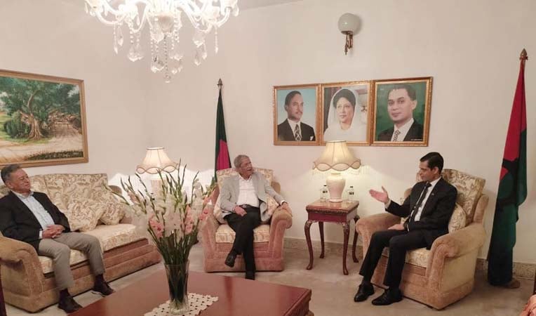 Nepalese envoy calls on BNP secretary general 