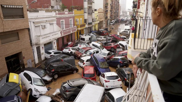 Spain races to save victims as floods kill 95