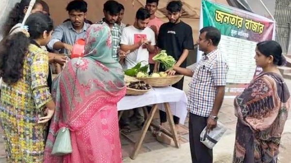 Sale of vegetables at affordable prices starts in Gaibandha