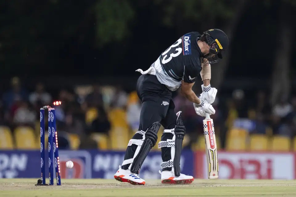 Sri Lanka put New Zealand to bat in second T20