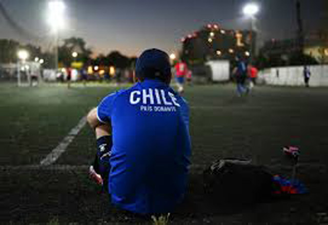 Chile's 'transplant' footballers champion organ donation