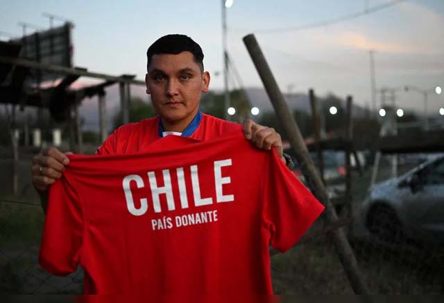 Chile's 'transplant' footballers champion organ donation