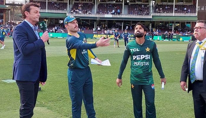 Australia win toss, bat in 2nd T20 against Pakistan