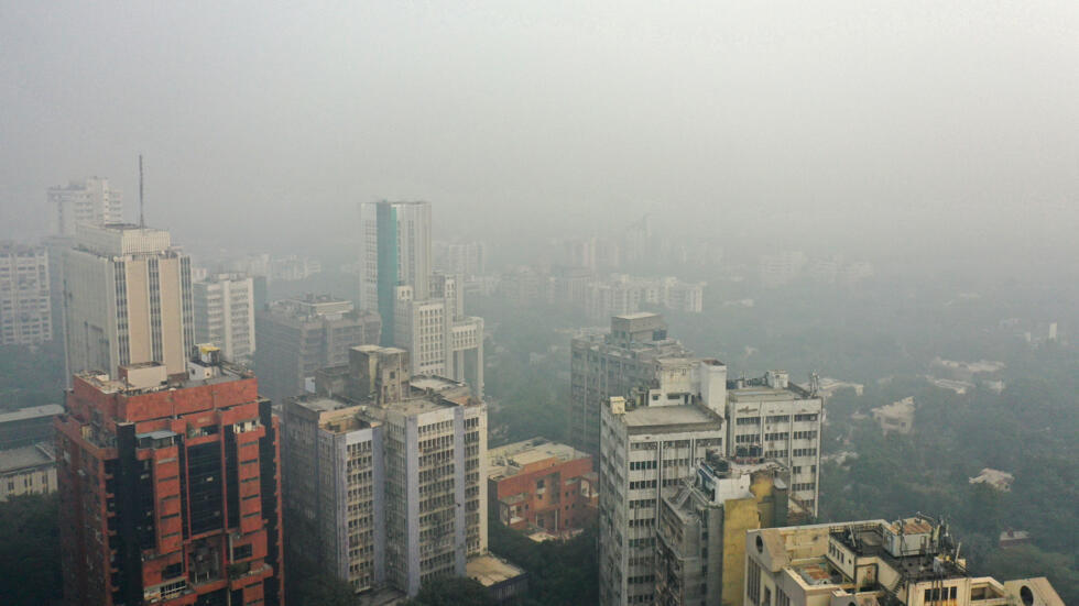 Toxic smog in Indian capital more than 60 times WHO limit: monitor