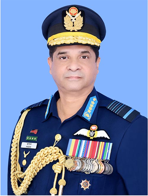 Air chief returns home after 8-day China visit