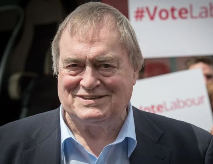 UK former deputy PM John Prescott dies aged 86