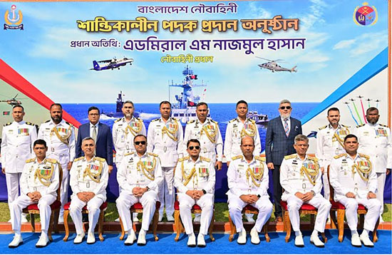 Navy accords reception to its wartime gallantry award-winning freedom fighters