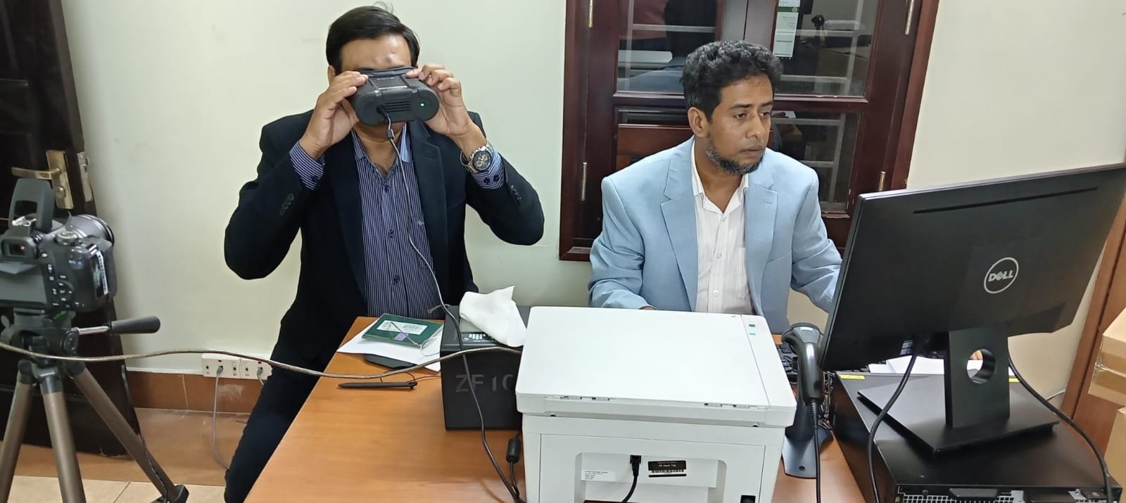 Bangladesh embassy in Vietnam launches e-passport services