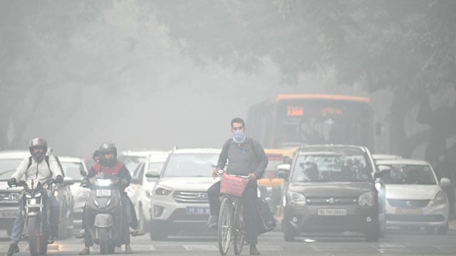 Mounting economic costs of India's killer smog